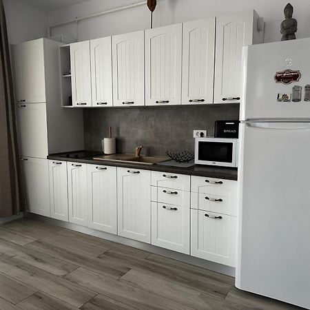Best Apartment Mamaia Nord Năvodari Exterior foto